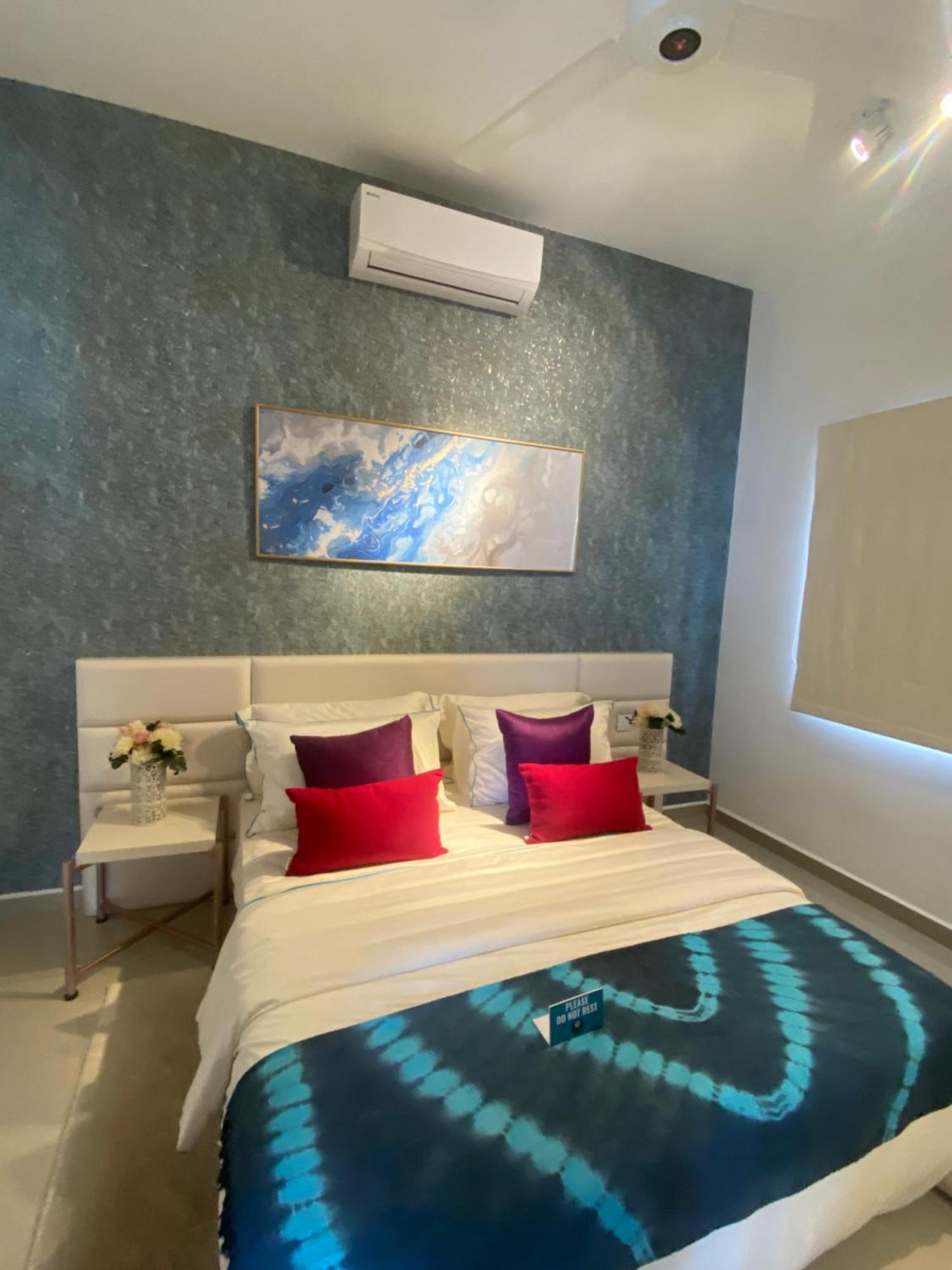 Hotel Santorini Blue Negombo Exterior foto